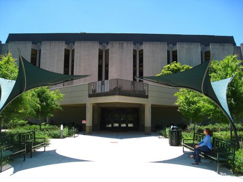 CG Building on the NVCC Annandale Campus