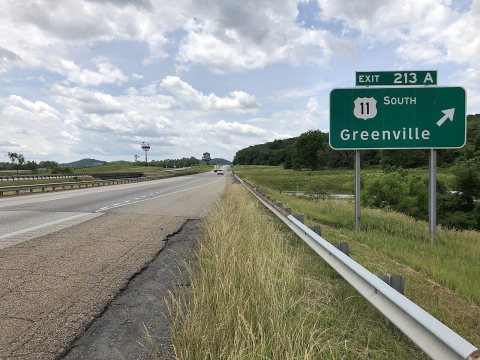 2019-06-06 13 17 42 View west along Interstate 64 and south along Interstate 81 at Exit 213A (U.S. Route 11 SOUTH, Gree…