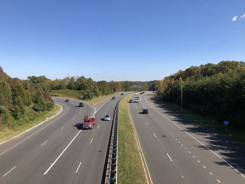 2018-10-30 12 46 29 View east at the west end of Virginia State Route 289 (Franconia-Springfield Parkway) from the over…