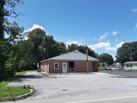 Front view, United States Post Office