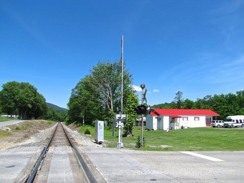 Dryden-RR-tracks-va