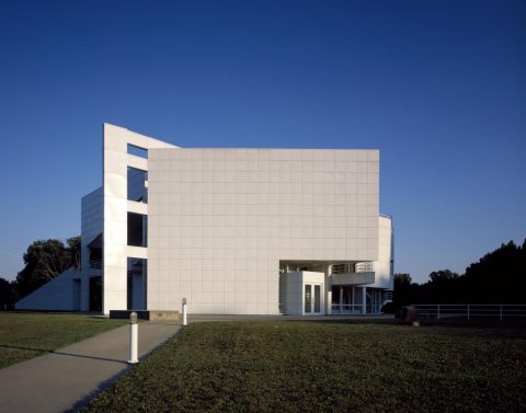 Administration building and museum at New Harmony, Indiana, where 25 buildings survive from two different utopian commu…