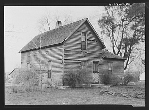 Farmhouse on C.V. Hibbs' eighty-acre farm near Boswell, Benton County, Indiana. This farm is owner-operated, but carrie…