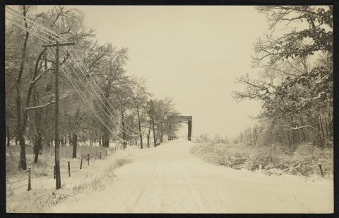 Chapel Bridge. (looking west)