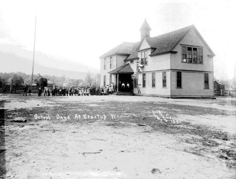Children entering school, Startup, ca. 1911