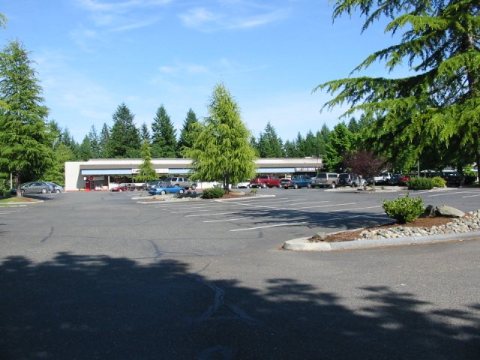 Lake Kathrin Village Mall 02