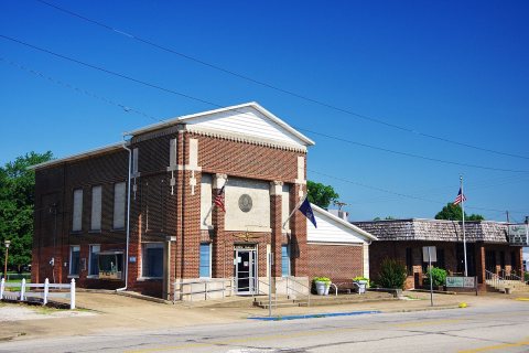 Grandview-Town-Hall-in
