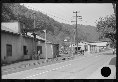 Untitled photo, possibly related to: An alloy plant