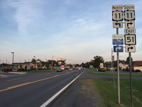 2016-08-24 19 24 40 View east along West Virginia State Route 51 (Gerrardstown Road) between Pilgrim Street and U.S. Ro…