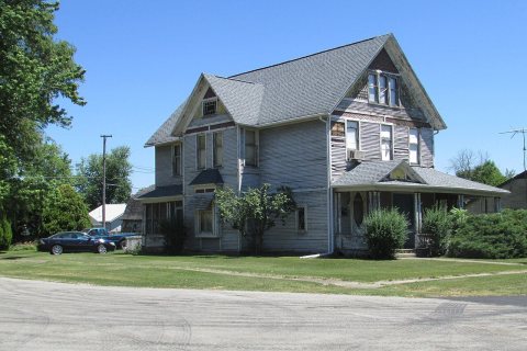 Morocco(College & Main) 4859