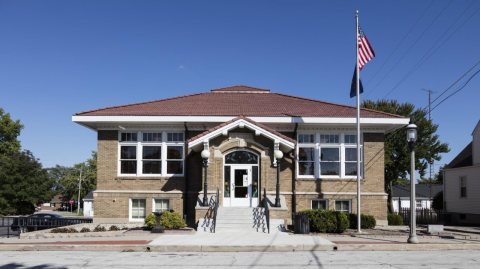 The Flora-Monroe Township Public Library in the Carroll County, Indiana, town of Flora