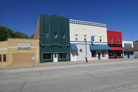 South Main 4076