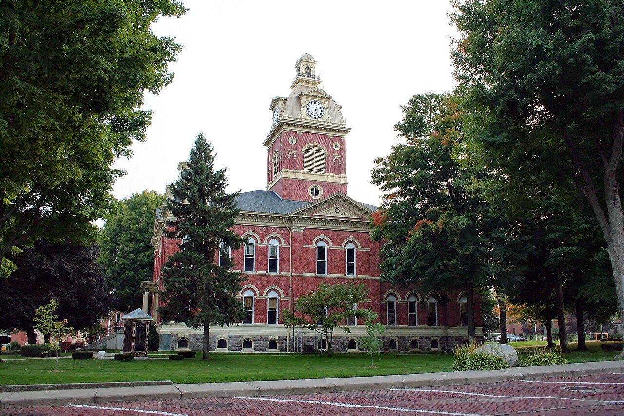 Lagrange-indiana-courthouse