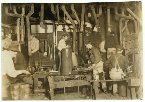Marion Flint Glass Co., Boys work here but the boss would not permit any photographing. Location: Marion, Indiana