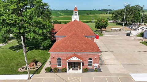 LeightonIowaEbenezerChurch