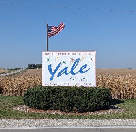 Yale Iowa Welcome Sign