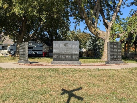 SwanIowaVeteransMemorial