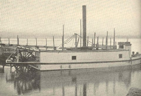 FMIB 38733 Stern-Wheel Steamer Used in Towing Fishing Boats and Setting Nets