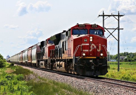 CN 3175 Leads EB L570 Manifest Williams, IA 7-21-24