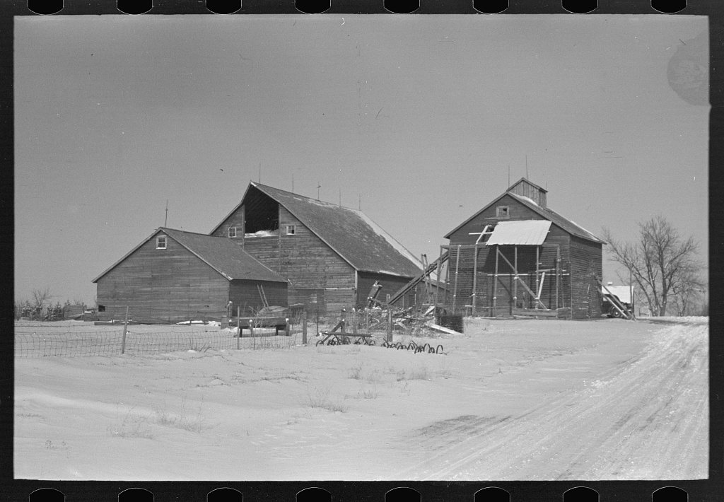 Farm buildings, Rustan brothers' farm
