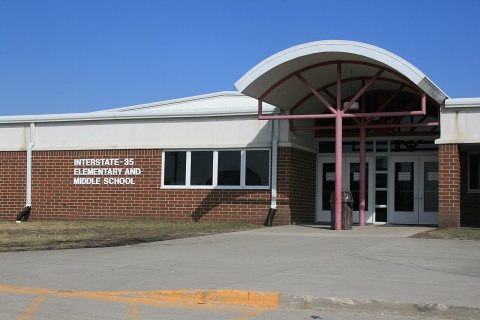 Truro Iowa 20090315 Middle School