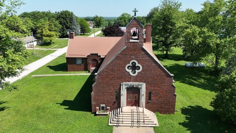 DeltaIowaChristianChurch