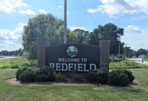 Welcome Sign Refield Iowa