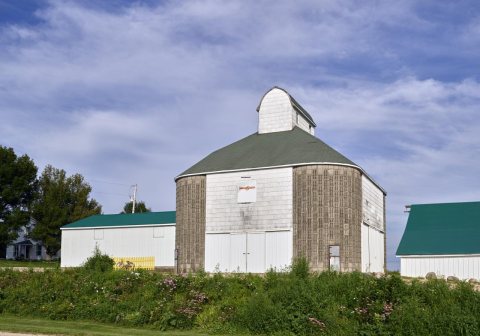 Barn with a cupola near Cascade in Jones County, Iowa
