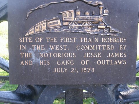 First Train Robbery In the west