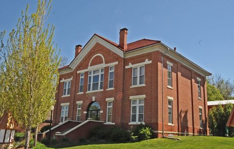POTTAWATTOMIE COUNTY SUB COURTHOUSE