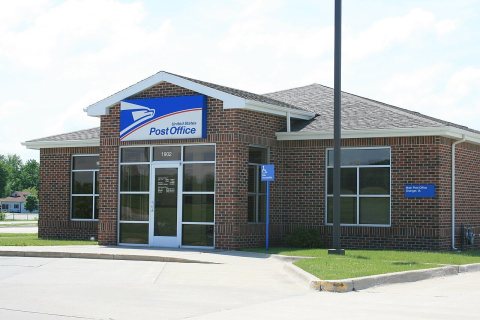 Granger Iowa 20090607 Post Office
