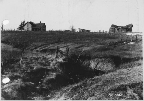 Bessie Parker farm, Leon, Iowa. Erosion reduced value of the farm