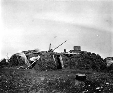 Eskimo barabara, or sod hut, Egegik, Alaska, ca. 1917