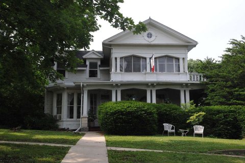 S. S. FARWELL HOUSE, JONES COUNTY, IOWA