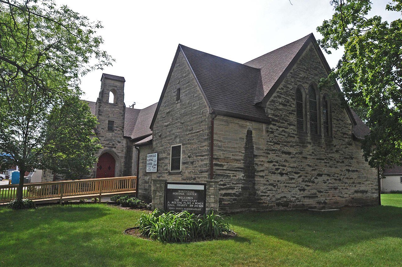 ST. LUKE'S METHODIST CHURCH