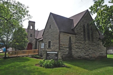 ST. LUKE'S METHODIST CHURCH