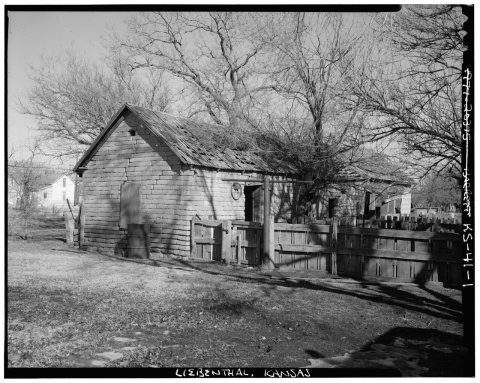 OLDEST HOUSE IN RUSH COUNTY - Town of Liebenthal