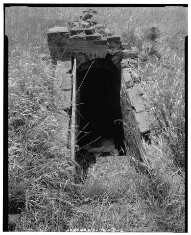 Neville-Kanode Farmstead, Cellar, East side of U.S. Highway 81, 2.5 miles south of Kansas-Nebraska state line