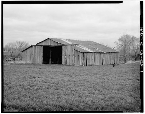 Kandt-Domann Farmstead, Frame Outbuilding, State Route 3