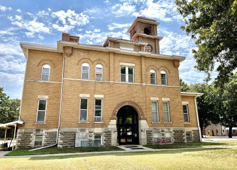 Elk County, KS Courthouse