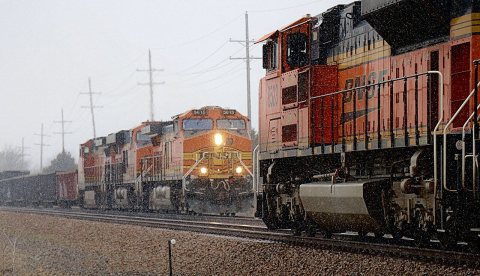 WB Covered Hopper Meets EB Manifest Edgerton, KS 3-11-17