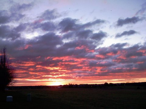 Sunrise - panoramio - Mike Trinastich