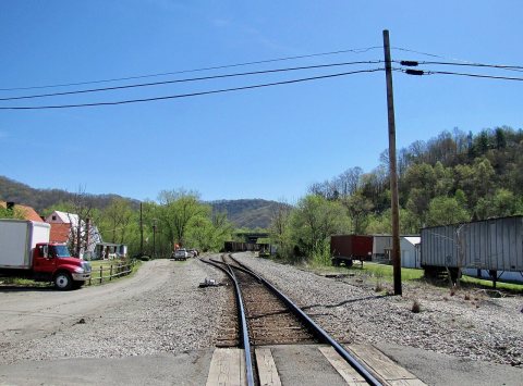 Allen-RR-tracks-ky
