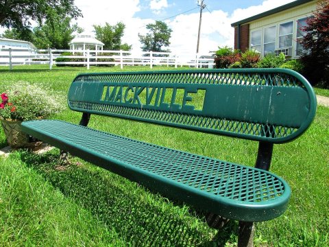 Mackville-bench-ky
