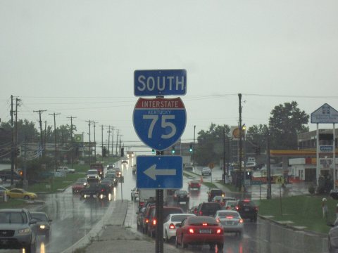 US-KY - Arlington - North America - Road Trip - Arrow - The South - Rain