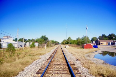 Arlington-RR-tracks-ky