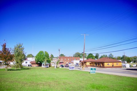 Clay-Main-St-ky