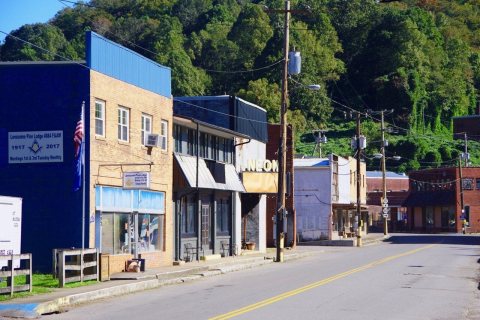 Fleming-Neon-Main-Street-ky