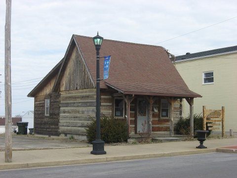 Concrete log cabin
