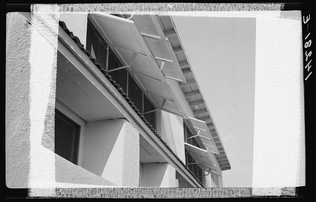 Apartment building
